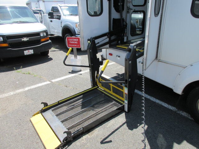 ford e-series cutaway 2019 1FDEE3FS6KDC68821 image ford e-series cutaway 2019 1FDEE3FS6KDC68821 image
